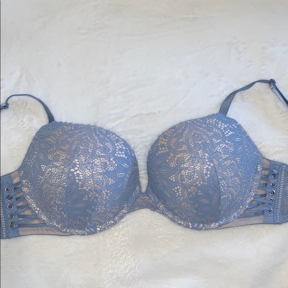 Victoria's Secret very sexy push up bra